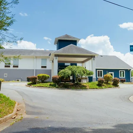 Clarion Pointe-Dillard Near Blue Ridge Mountains Hotel